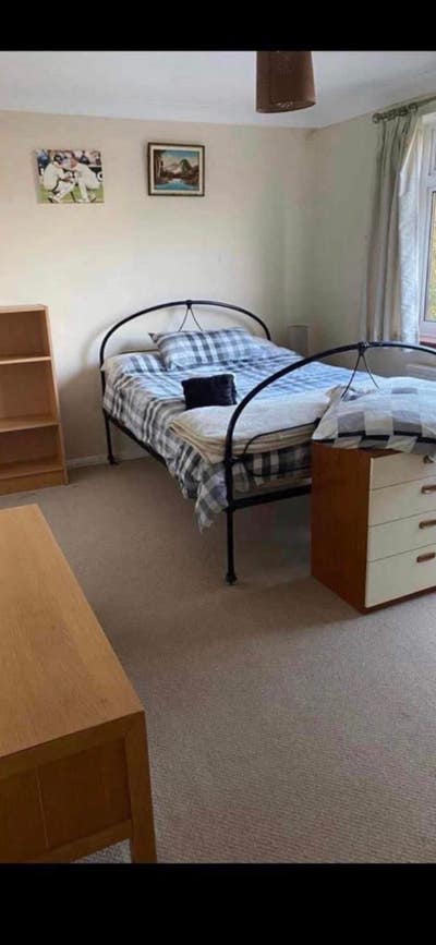 Room in house in Pembury Main Photo