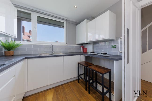✅Double Rooms - All New - Cleaner Once a Week Main Photo