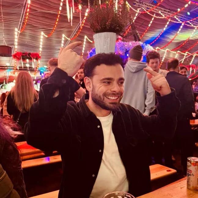 Looking for cool flatmate(s) Main Photo