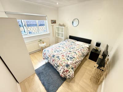 Double room in Sutton - all bills included! Main Photo