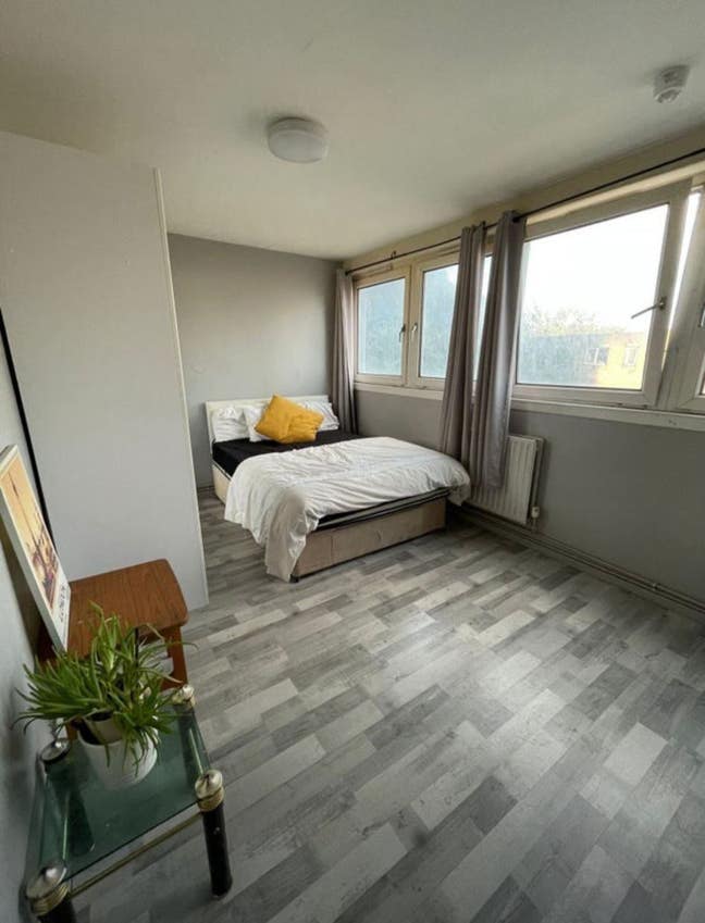 X1 Spacious Double Room in Cosy Flat for Female Main Photo