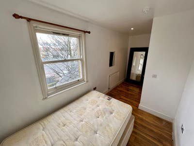 Amazing Double Room Elephant & Castle/ Bermondsey  Main Photo