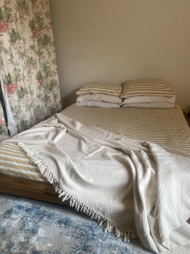 🏡 Tranquil En-Suite in 2 Beds House Share Main Photo