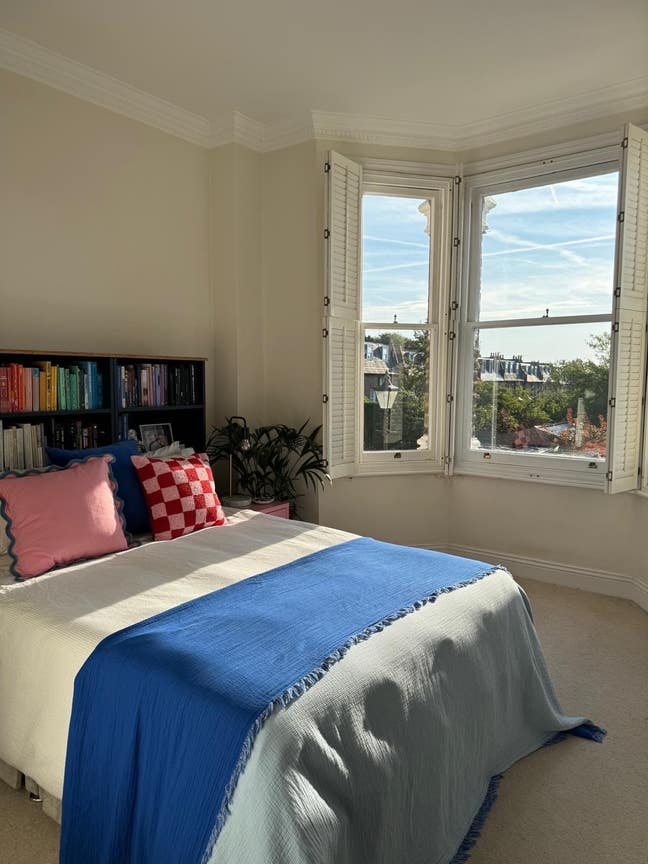 Beautiful Spacious Room in Wimbledon Centre Main Photo