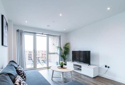 Modern 1Bed Flat in Barking – £2,000 p/m (All Inc) Main Photo