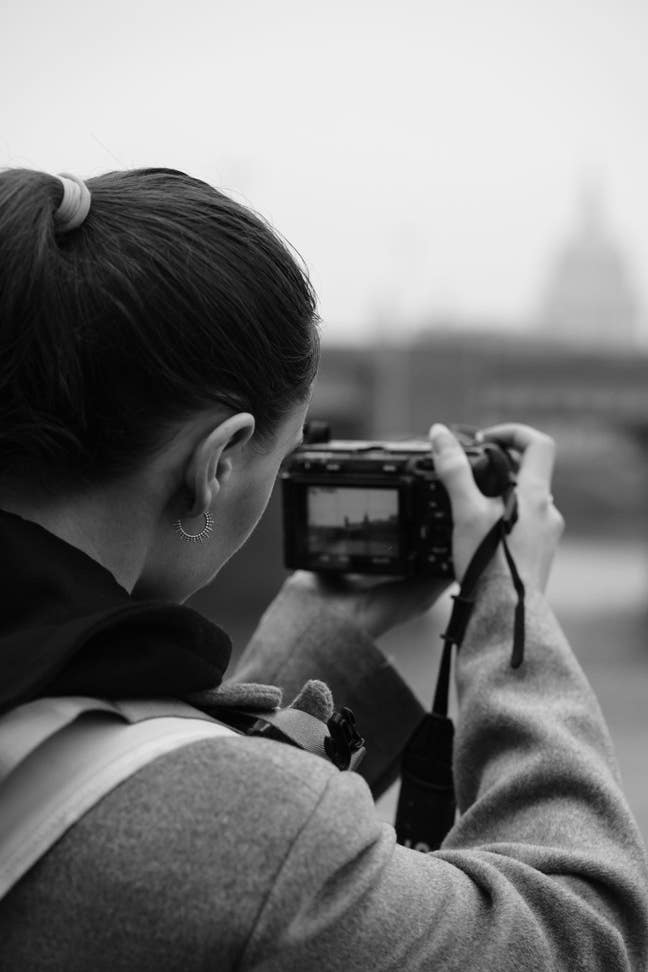 Double bedroom near Ealing Wanted - STUDENT Main Photo