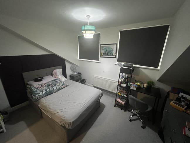 DE22 Double J&J Ensuite 🌆 Main Photo