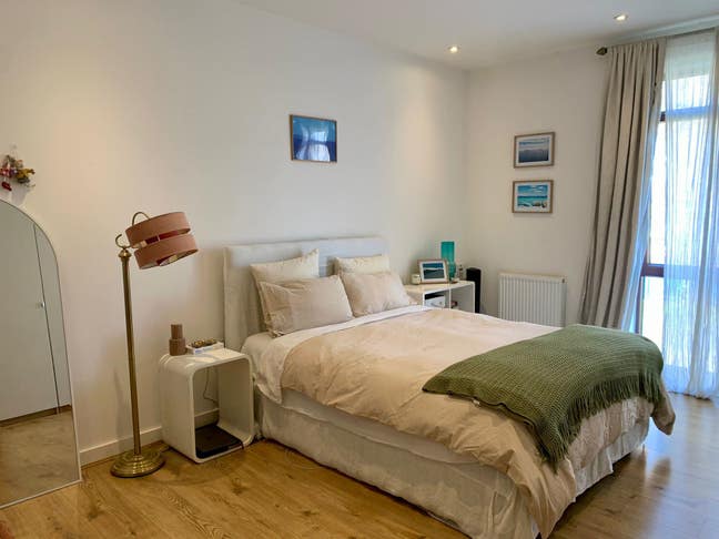 Lovely Double Room with En-Suite in Zone 1 Main Photo