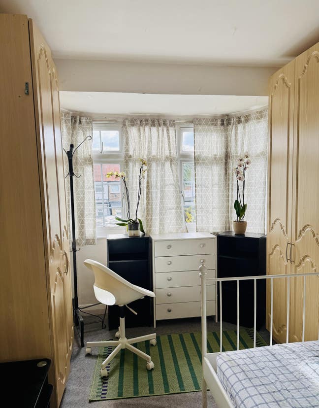 Double room for one person in a quiet house Main Photo