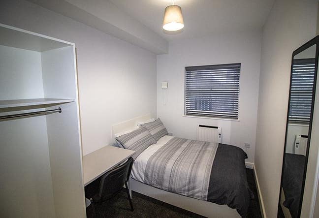 Flat 4 247 Mansfield Road Main Photo