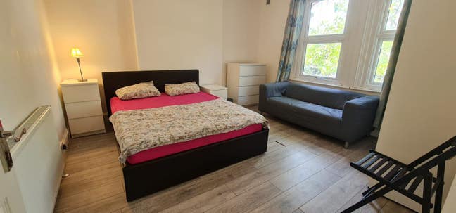 Exceptionally. Large Double Room  Main Photo