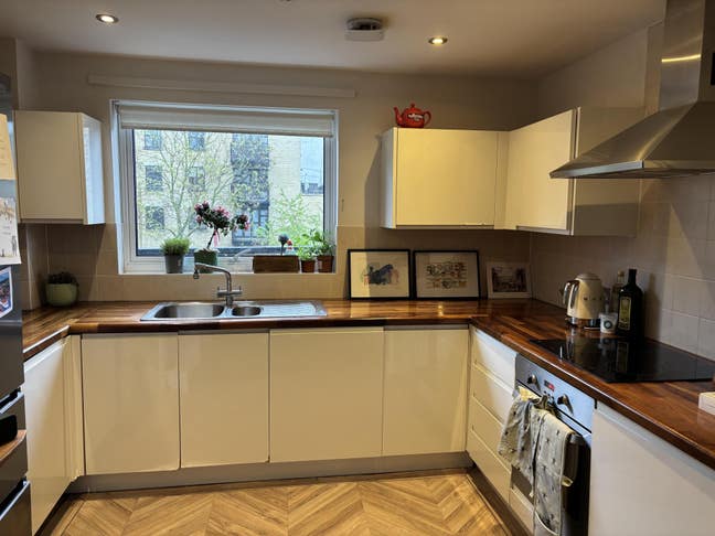 Double room for rent  Main Photo