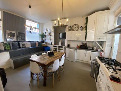 Four Double Rooms Available in West Kensington Main Photo