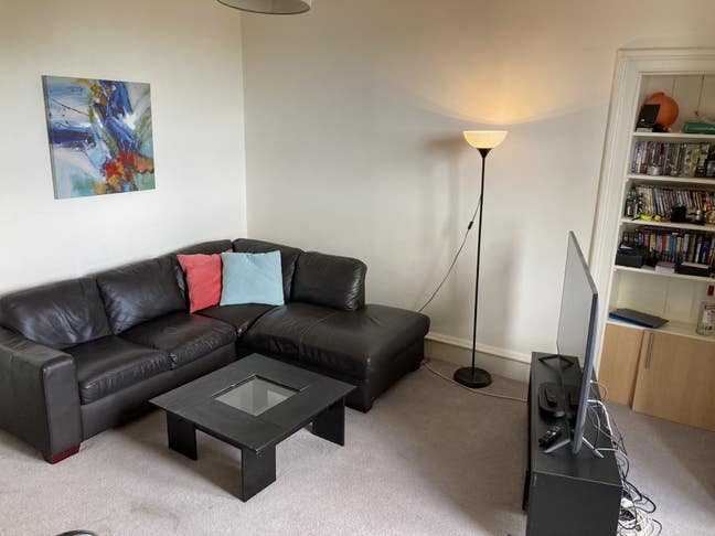 Spacious Double room to let in University area  Main Photo
