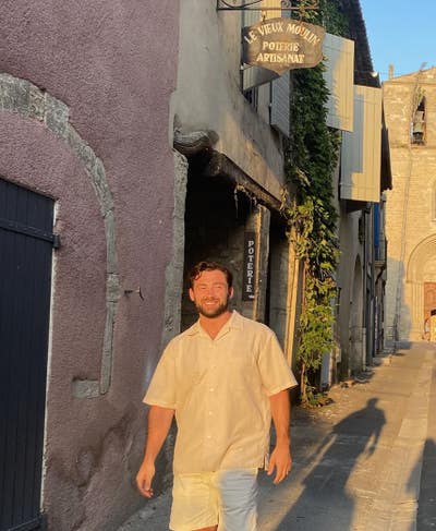 Professional looking for a Double Room. Main Photo