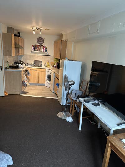 2 bedroom Flat  Main Photo