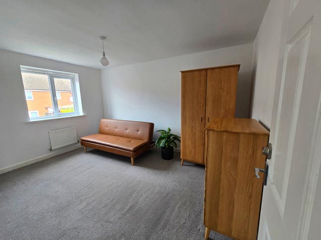 ***NEW*** double room in Coventry Main Photo
