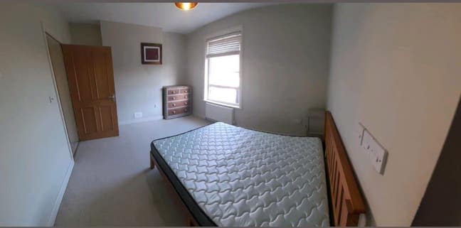 Beautiful Room in Historic Medieval Village Main Photo