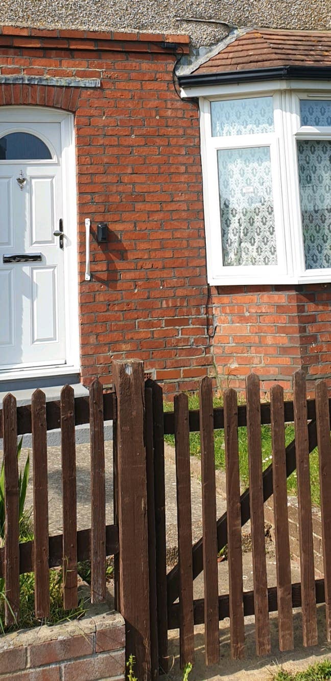 🏡 ROOM TO LET - (Lodger Required) Main Photo