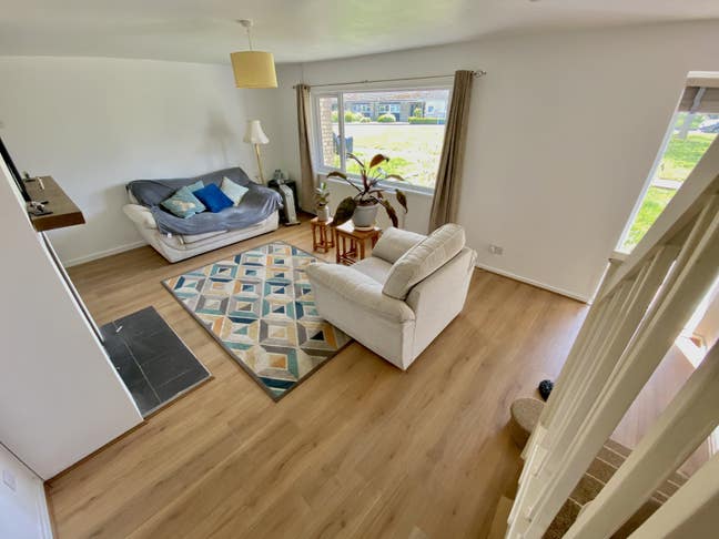 Comfortable house-share in quiet village Main Photo