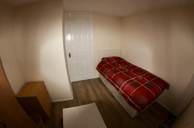 Single Room In Custom House - E16 Area Main Photo