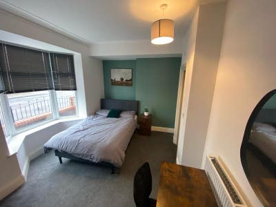 Brand new En-suite rooms at 9 Lawrence Street Main Photo
