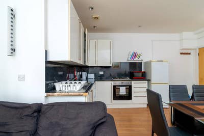 Two bedroom G/F Apartment Including all the bills Main Photo