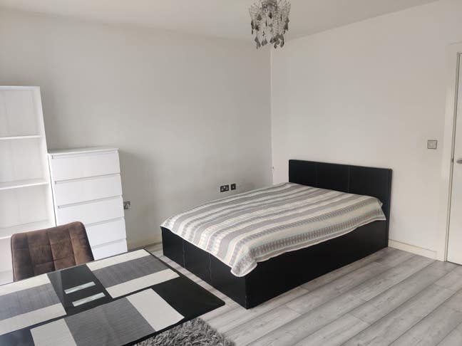 A lovely and peaceful double room is available for Main Photo