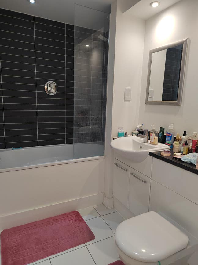 Lovely Room Near Canary Wharf – Short/Long Let Main Photo