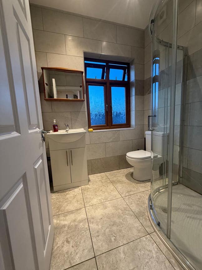 Double Room for Rent in Chingford Main Photo