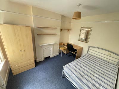 Canterbury City Wincheap - Near university Main Photo