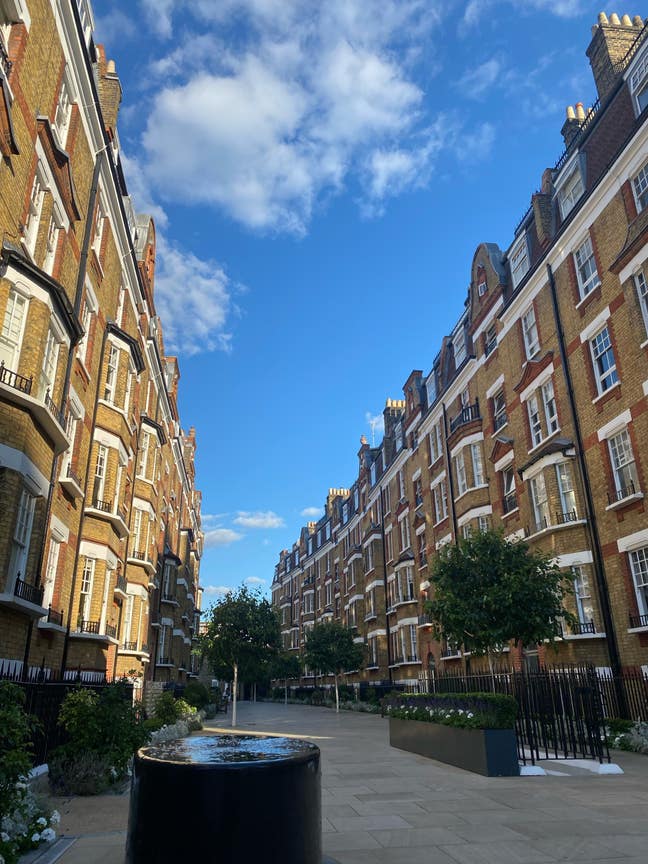 1 bedroom flat in south ken Main Photo