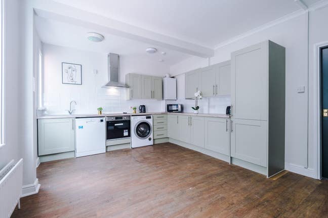 5 Bed Student Shared House in Lenton!  Main Photo