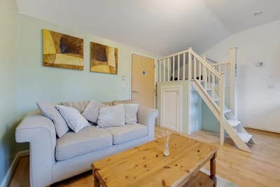 Master Room & Ensuite Bath - Bankside Main Photo