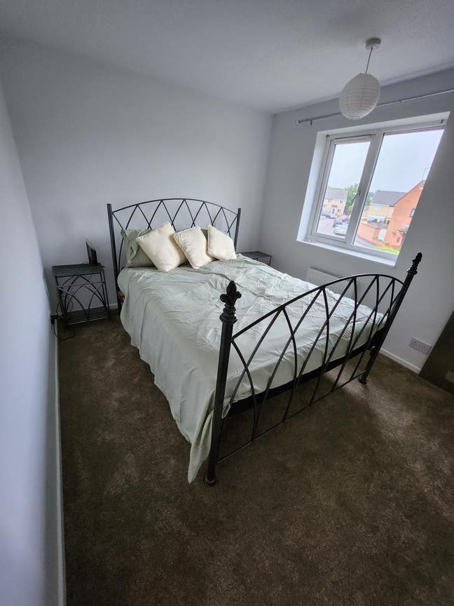  bedroom  Main Photo