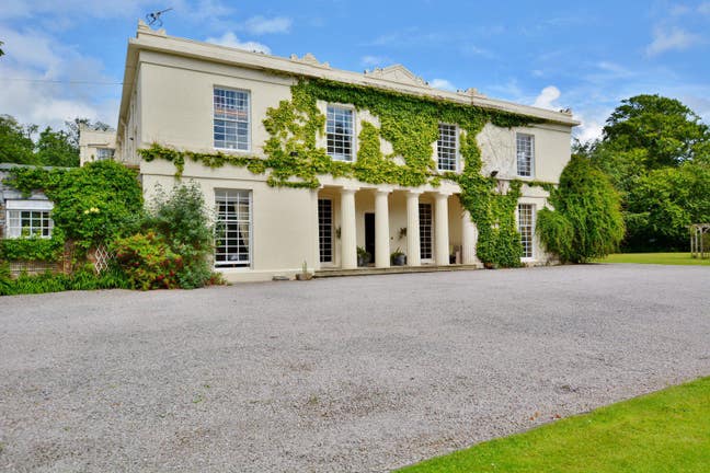 Steelfield Hall  Gosforth En-Suites & Apartments Main Photo
