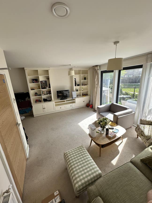 Cozy 1 bed by the river  Main Photo