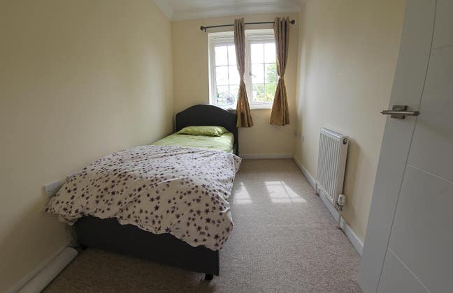 Room for Rent Main Photo