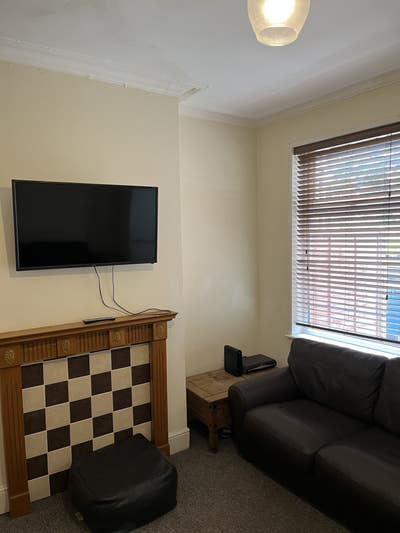 Student House just off Ecclesall Road  Main Photo