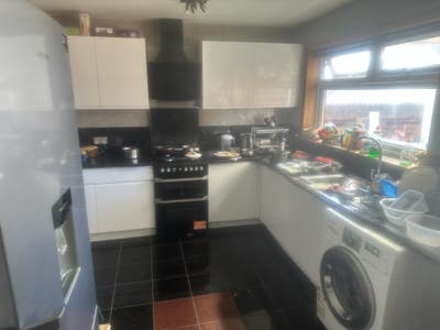 6 bed HMO  Main Photo
