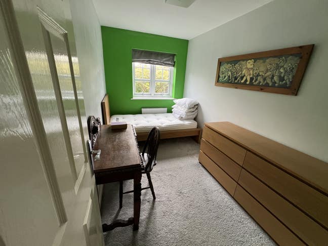 Single room, Caldecotte Main Photo