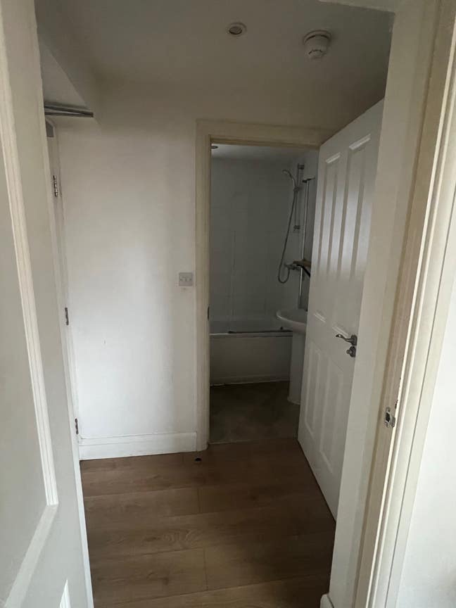 1 Bedroom Apartment for Rent (Town centre) Main Photo