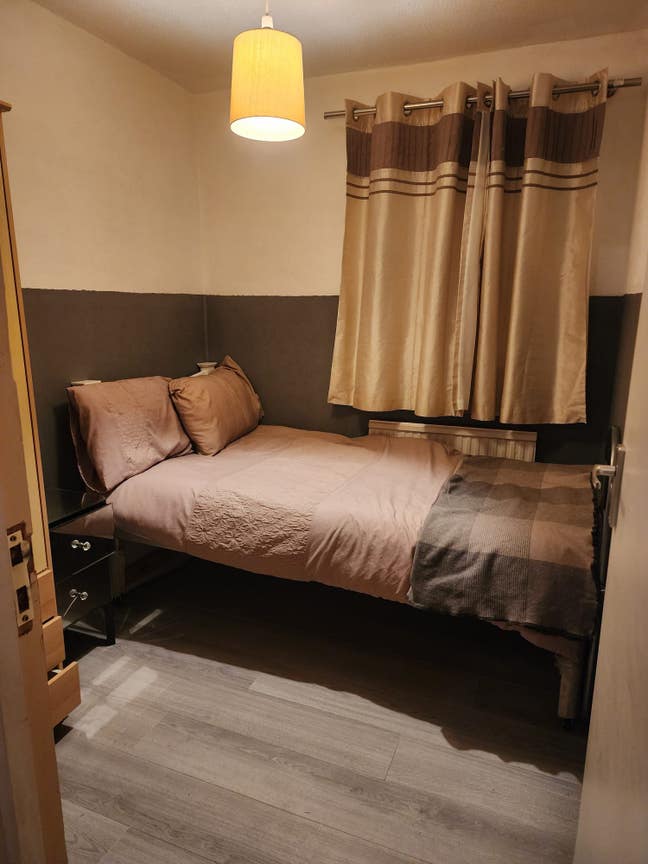 Nice Fully Furnished Bedroom  Plus Storage Room  Main Photo