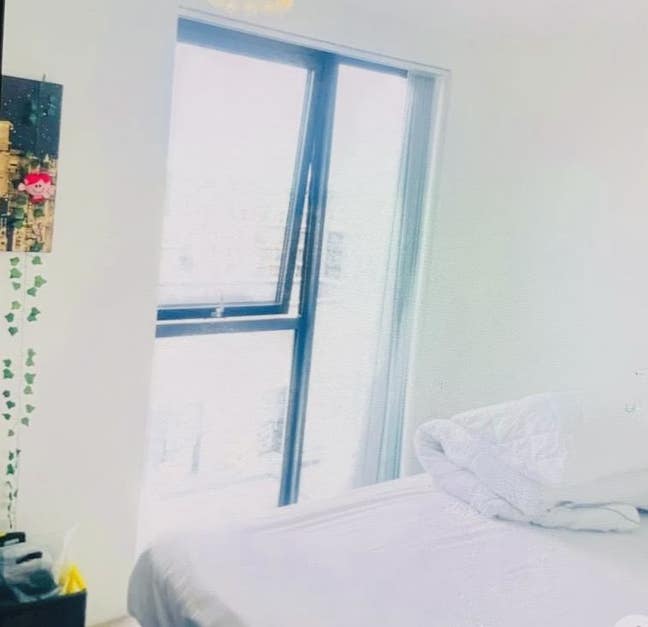 ZONE 4 Double bed in a clean brand new apartment  Main Photo