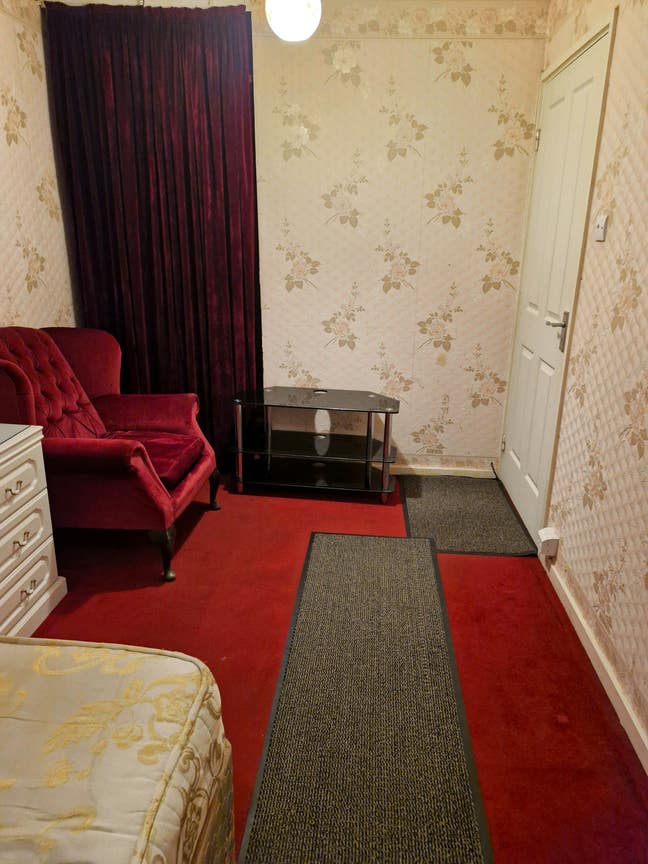 Double room in coffee hall.  Main Photo