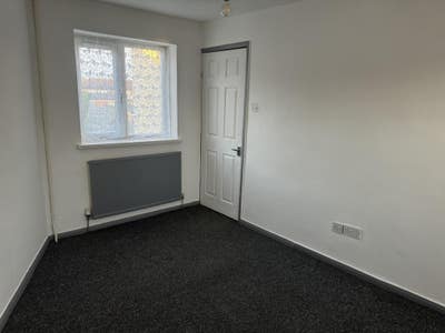 Double room, all inclusive, Southlea avenue  Main Photo