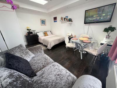 Spacious Studio in Bayswater Main Photo