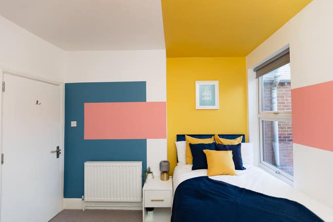 Exquisite house share available July Main Photo