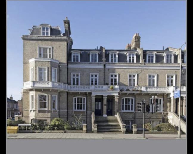 Lovely double room in great location Main Photo