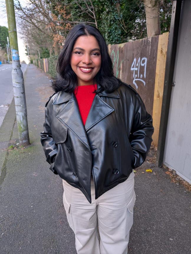 Working professional looking for a room to rent  Main Photo